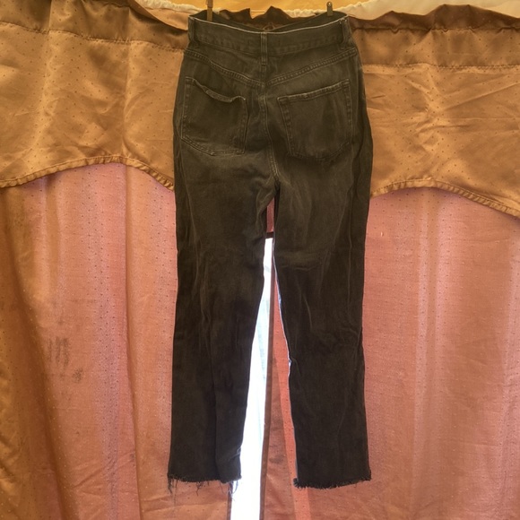 Size 26 PacSun High Rise Straight Faded Black jeans with distressing - Picture 2 of 2